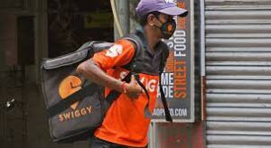 IRCTC और Swiggy Technology: इन 4 स्टेशन पर अब होगी स्विगी से फूड डिलीवरी