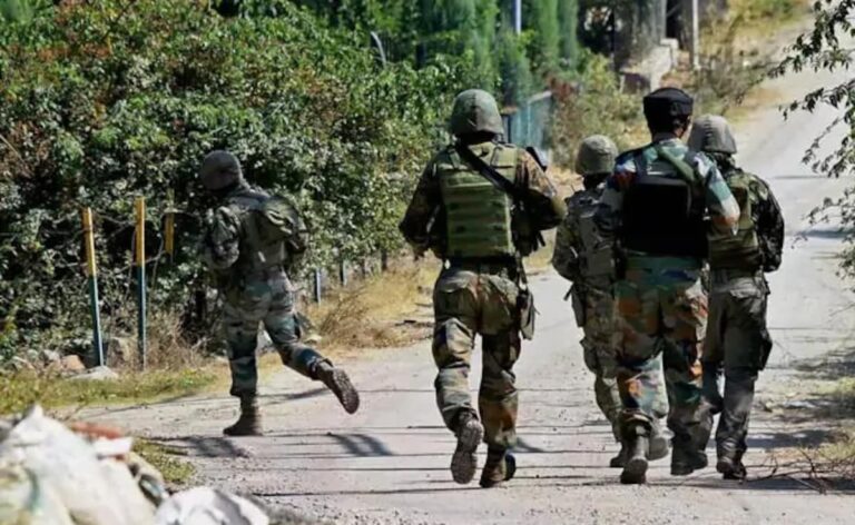 One policeman martyred, one injured in encounter with terrorists in Jammu and Kashmir