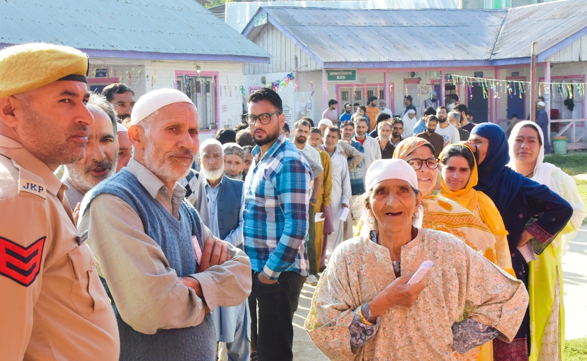 Jammu Kashmir Election: Second phase of voting in Jammu Kashmir today, many areas affected by separatism