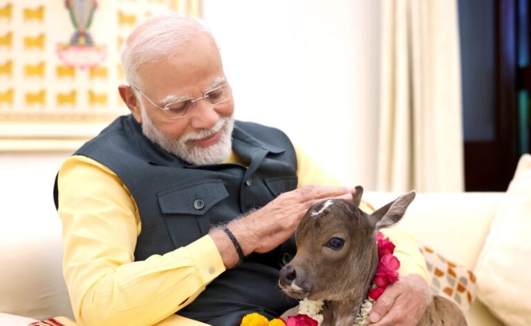 VIDEO: PM Modi welcomed little 'Deepjyoti', taught her to walk and showered her with love