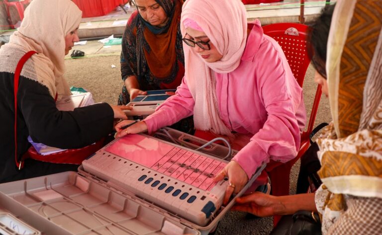 24 seats in 7 districts, 219 candidates and 8 parties... First phase of voting in Jammu and Kashmir today