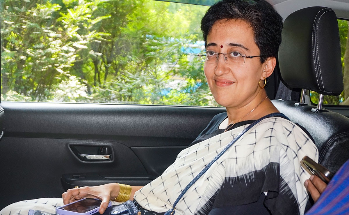 Delhi's new Chief Minister Atishi and five ministers of her cabinet will take oath today, 10 important points