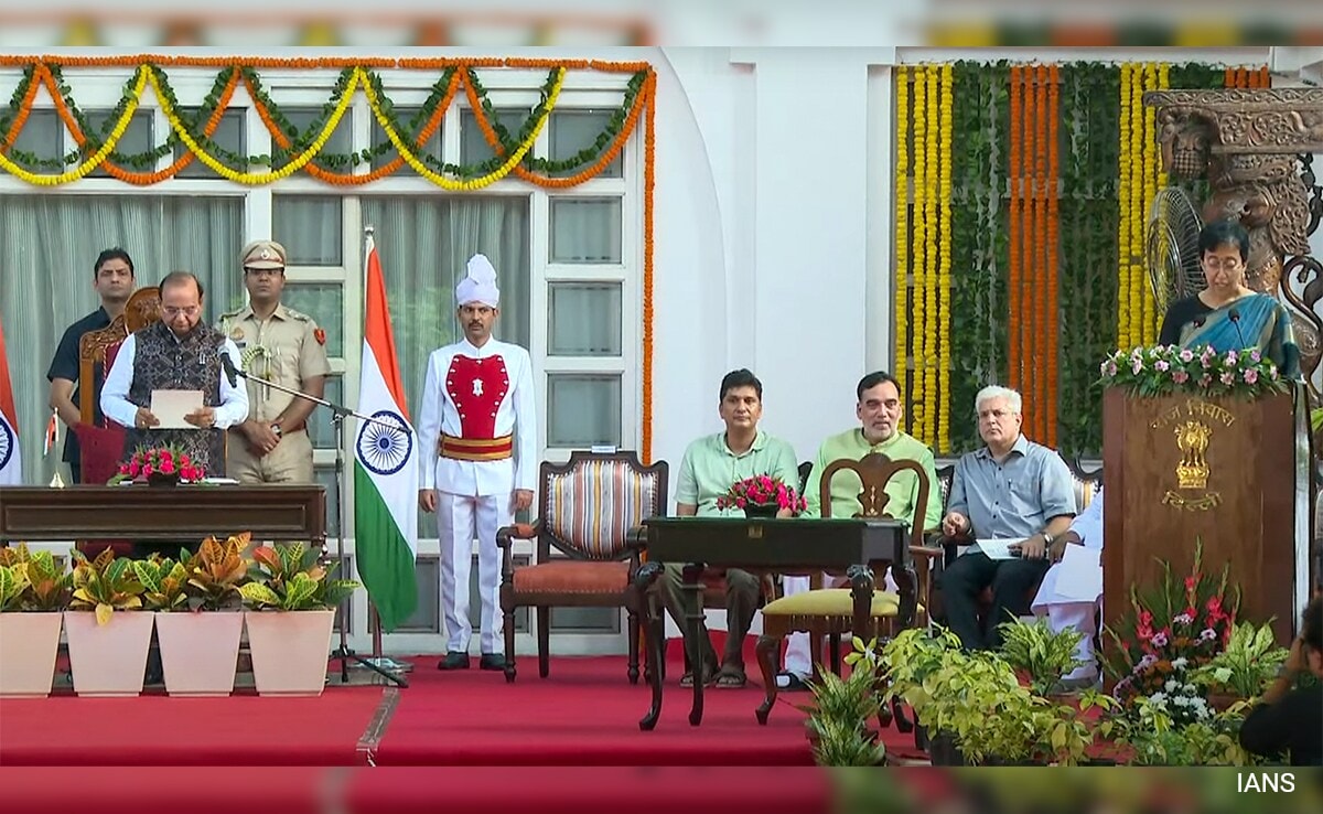 Atishi became the youngest Chief Minister of Delhi, 5 other ministers also took oath; departments were divided