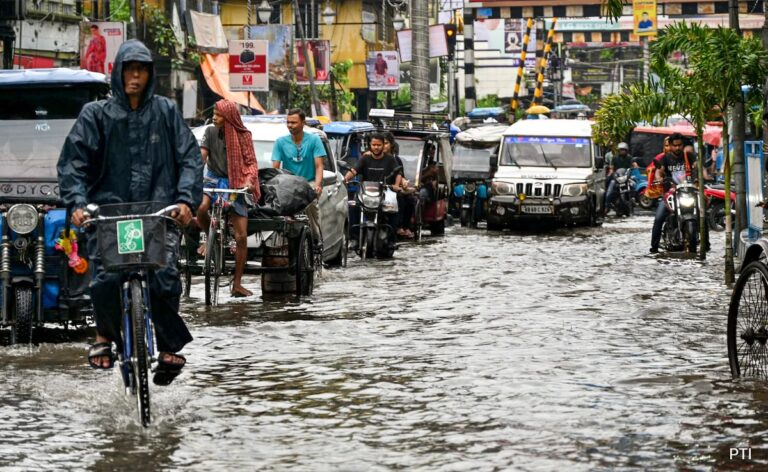 Monsoon is about to depart but rain is not stopping, IMD predicts heavy rain in these states today