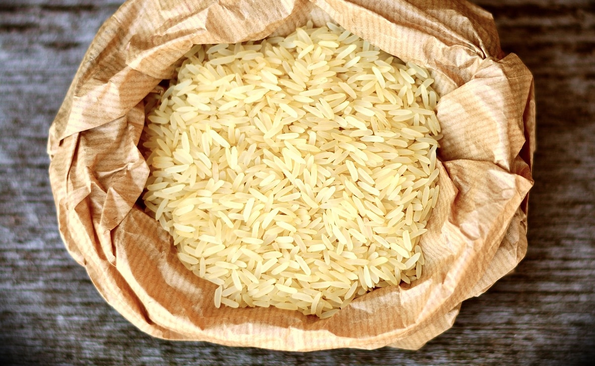 Demand to reduce the minimum export price of Basmati rice from PM Modi, farmers are getting less price than last year