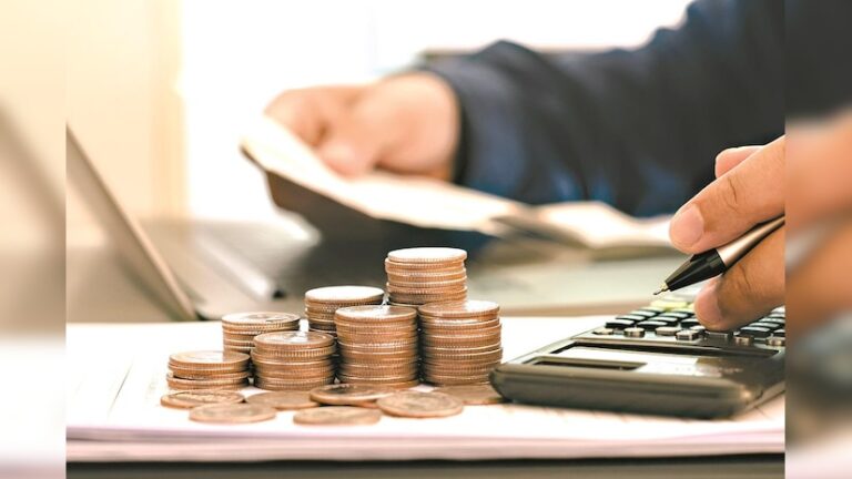 Mutual funds (MFs) are gearing up with offerings centered on the 'quality' theme, as this investment approach is expected to rebound following three years of underperformance compared to the 'value' theme.