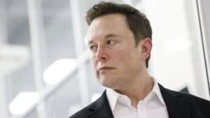 Tesla के शेयर में जोरदार तेजी से Elon Musk की वेल्थ हुई 270 अरब डॉलर से ज्यादा