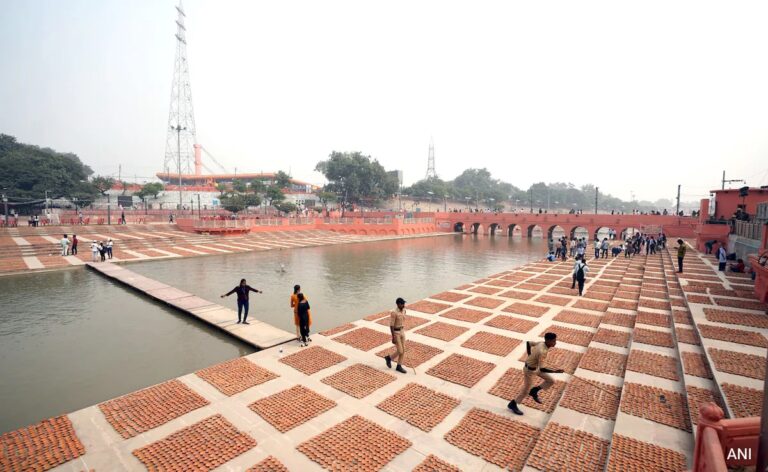 Ayodhya will be illuminated with 28 lakh lamps in 'Deepotsav-2024' on Wednesday, preparations in final stage