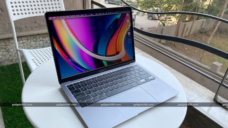 Apple के MacBook Air M1 पर एमेजॉन की सेल में 40,000 रुपये तक का डिस्काउंट