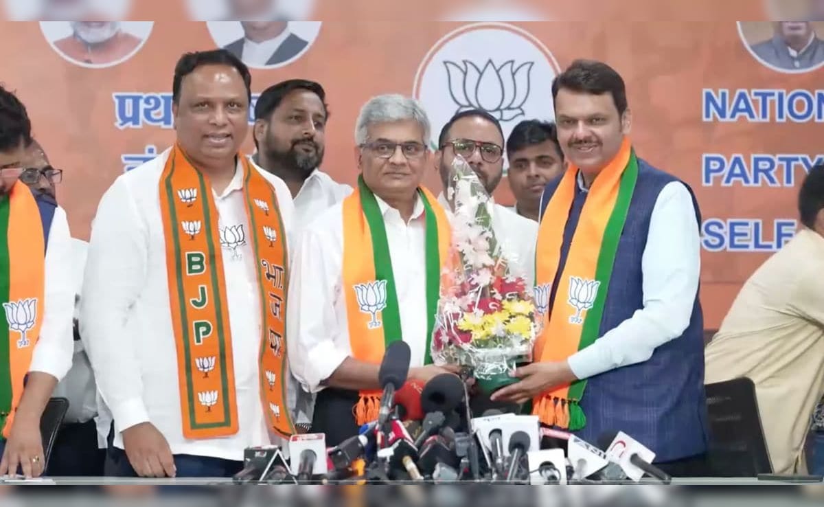 Big blow to Congress before Maharashtra elections, senior leaders of Mumbai join BJP camp