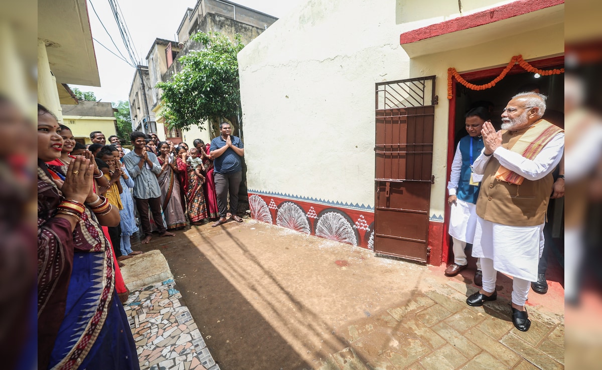 Beneficiaries happy to get permanent houses under PM Awas Yojana, thanked the Prime Minister