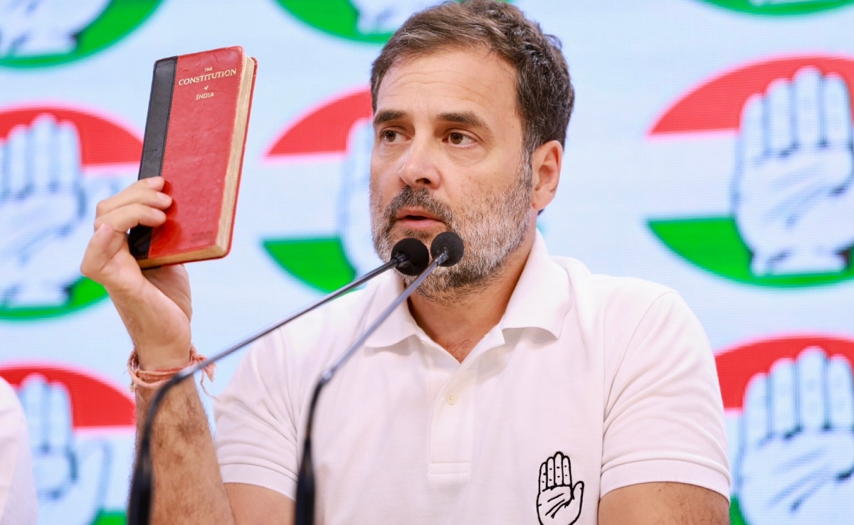 Why was the royal family angry over Rahul Gandhi's article? Know what he wrote on the history of India