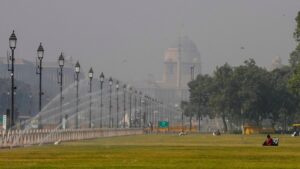 Air in Delhi has become cleaner than before, AQI reached near medium category